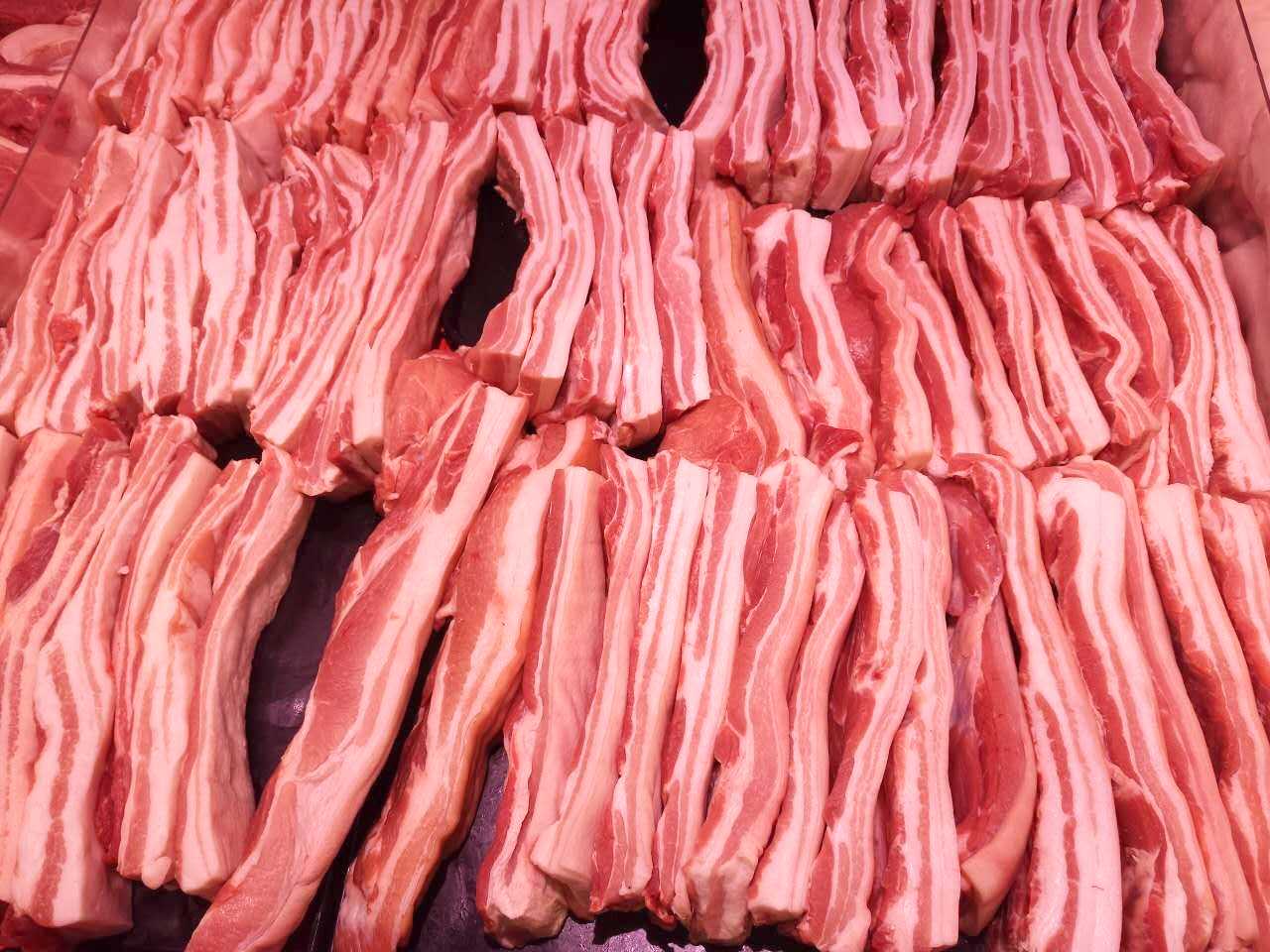 豬肉開(kāi)條機